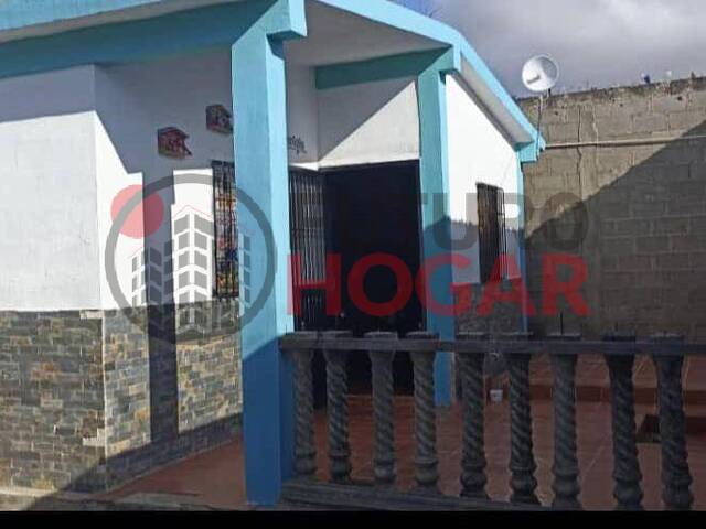 #0524 - Casa para Venta en Barquisimeto - K - 1