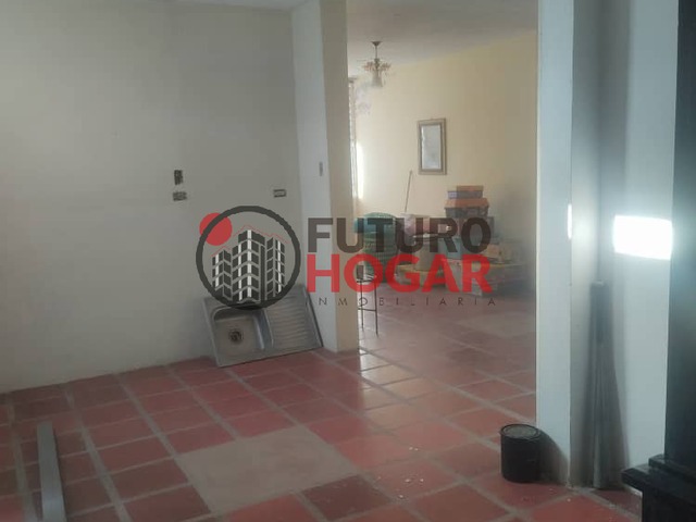 #1325 - Casa para Venta en Barquisimeto - K - 2